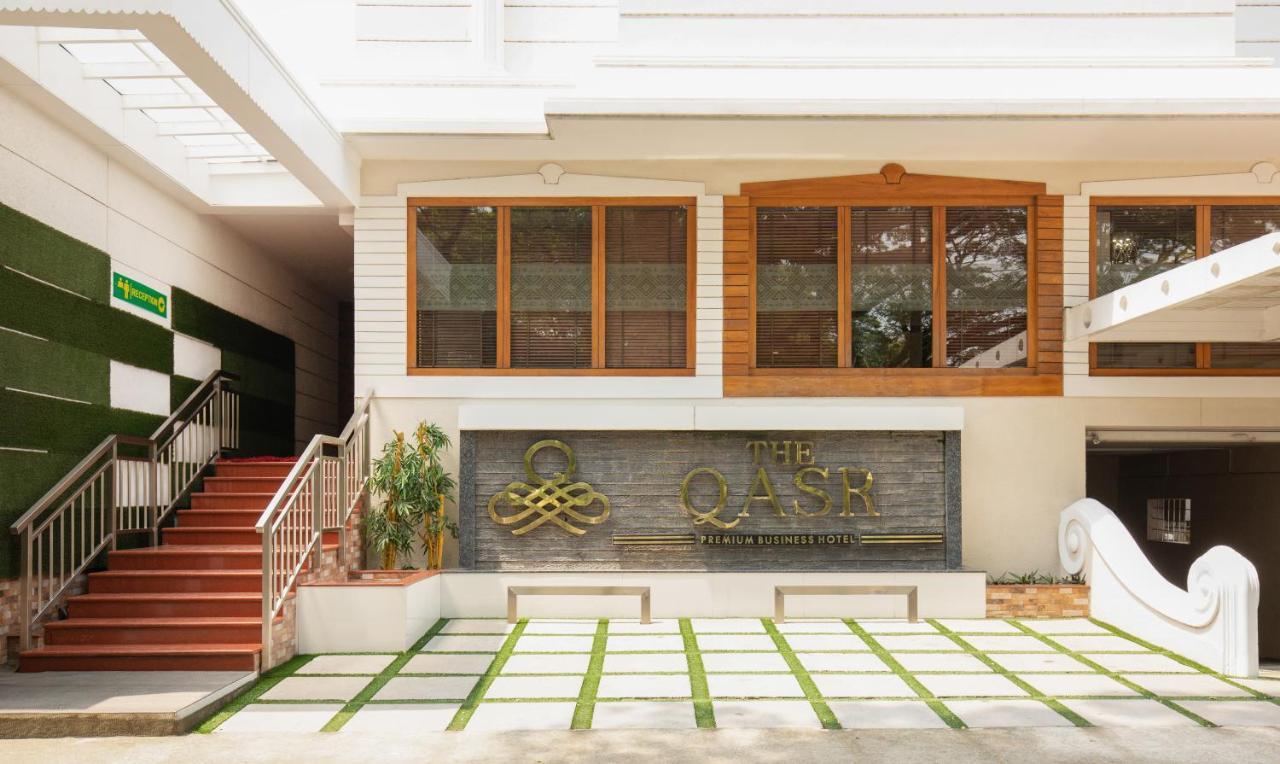 Treebo The Qasr Hotel Kochi Exterior photo